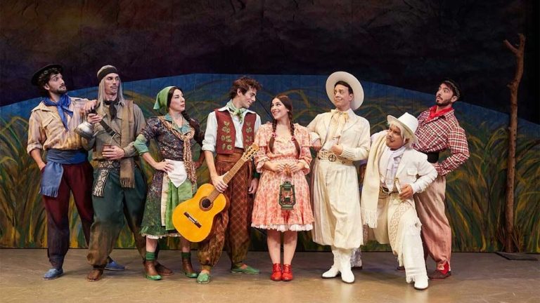 V FESTIVAL INTERNACIONAL LA PATAGONIA AL TEATRO 1 huesito caracu cia criolla